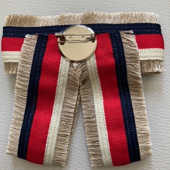 Brooch - Picture 4 of 4